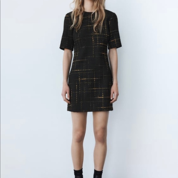 NEW Zara textured short dress in size medium - Picture 1 of 4